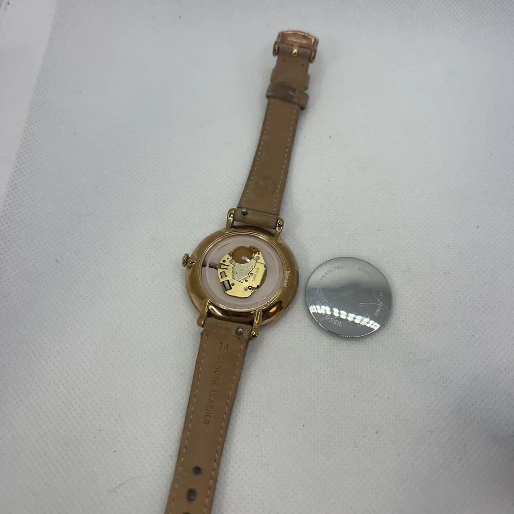 Fossil Riley ES2879 Women's Silver Stainless Steel Analog Dial Quartz Watch 7” &